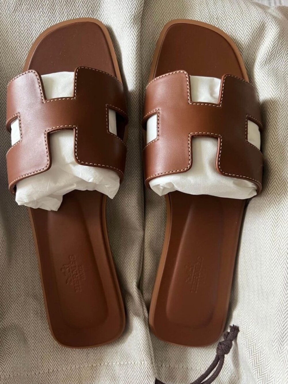 Hermes Oran Slides - Picture 4 of 4